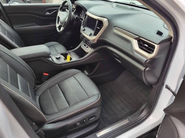 2020 GMC Acadia Denali