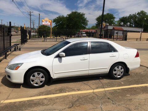 2006 Honda Accord for sale at True Auto Sales & Wrecker Service in Dallas TX