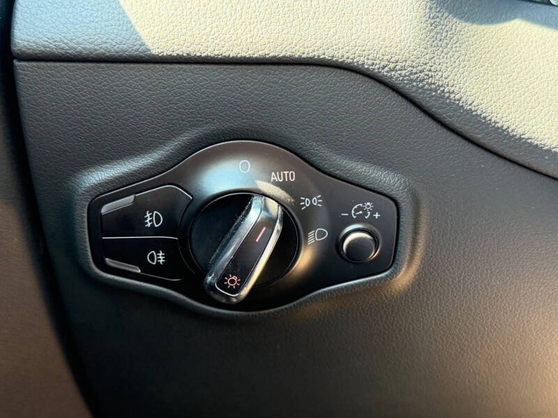 2014 Audi Q5 2.0T quattro Premium Plus