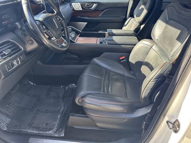 2022 Lincoln Navigator L Black Label