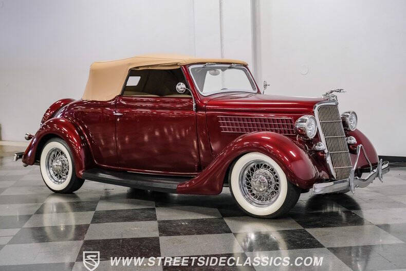 1935 Ford Cabriolet