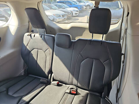 2018 Chrysler Pacifica Touring L