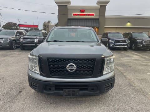2017 Nissan Titan S