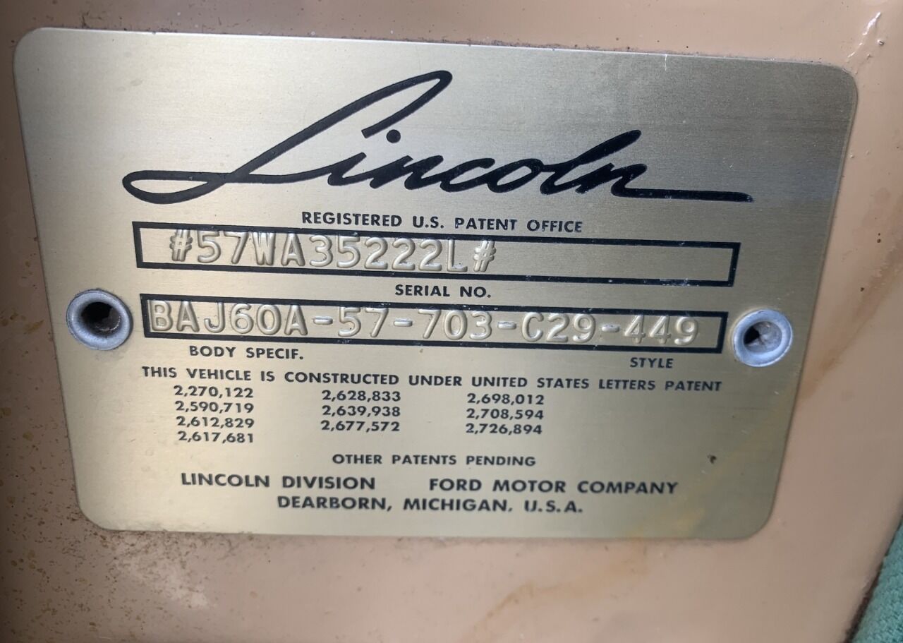 1957 Lincoln Capri 49