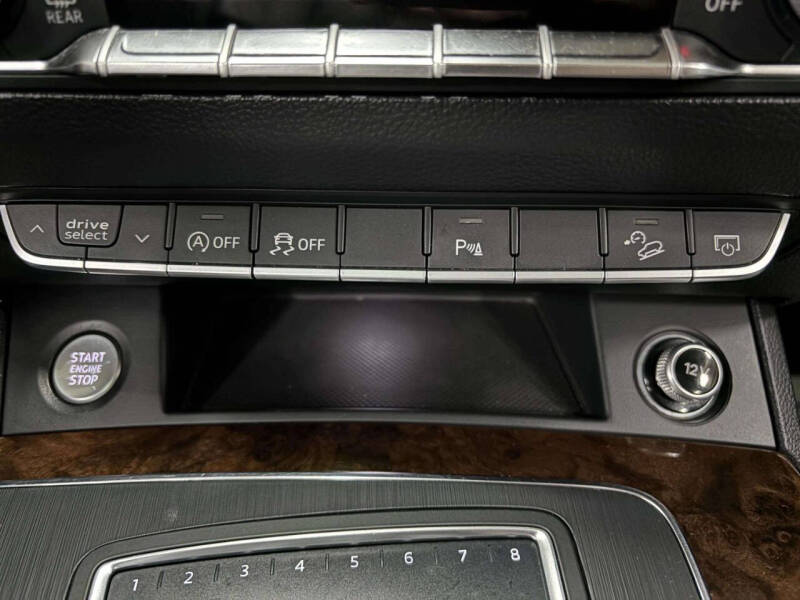 2018 Audi Q5 2.0T quattro Premium Plus