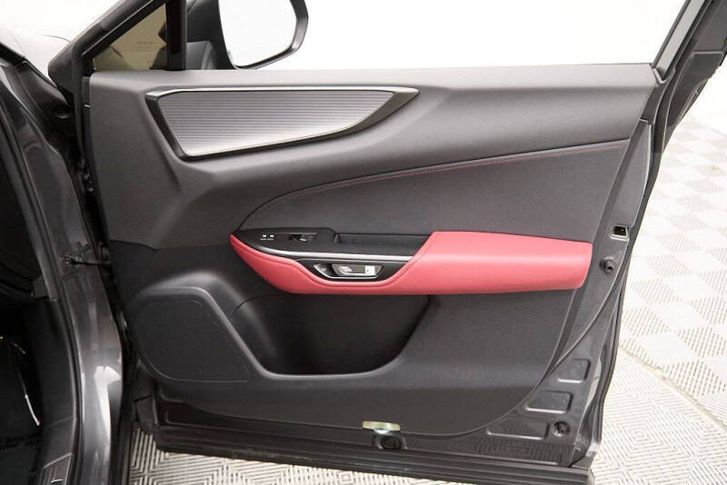 2022 Lexus NX 350 F SPORT Handling