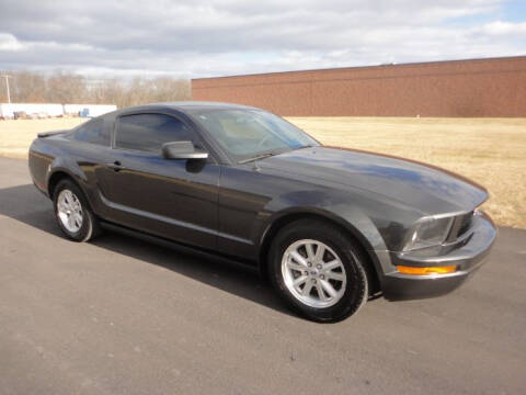 2007 Ford Mustang V6 Deluxe