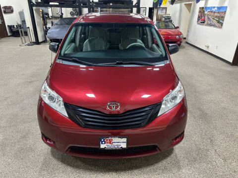2012 Toyota Sienna