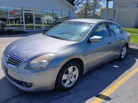 2007 Nissan Altima for sale at Lakeshore Auto Wholesalers in Amherst OH