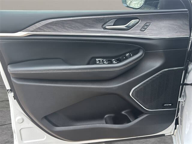 2024 Jeep Grand Cherokee Overland