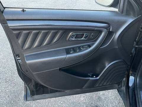 2013 Ford Taurus SHO