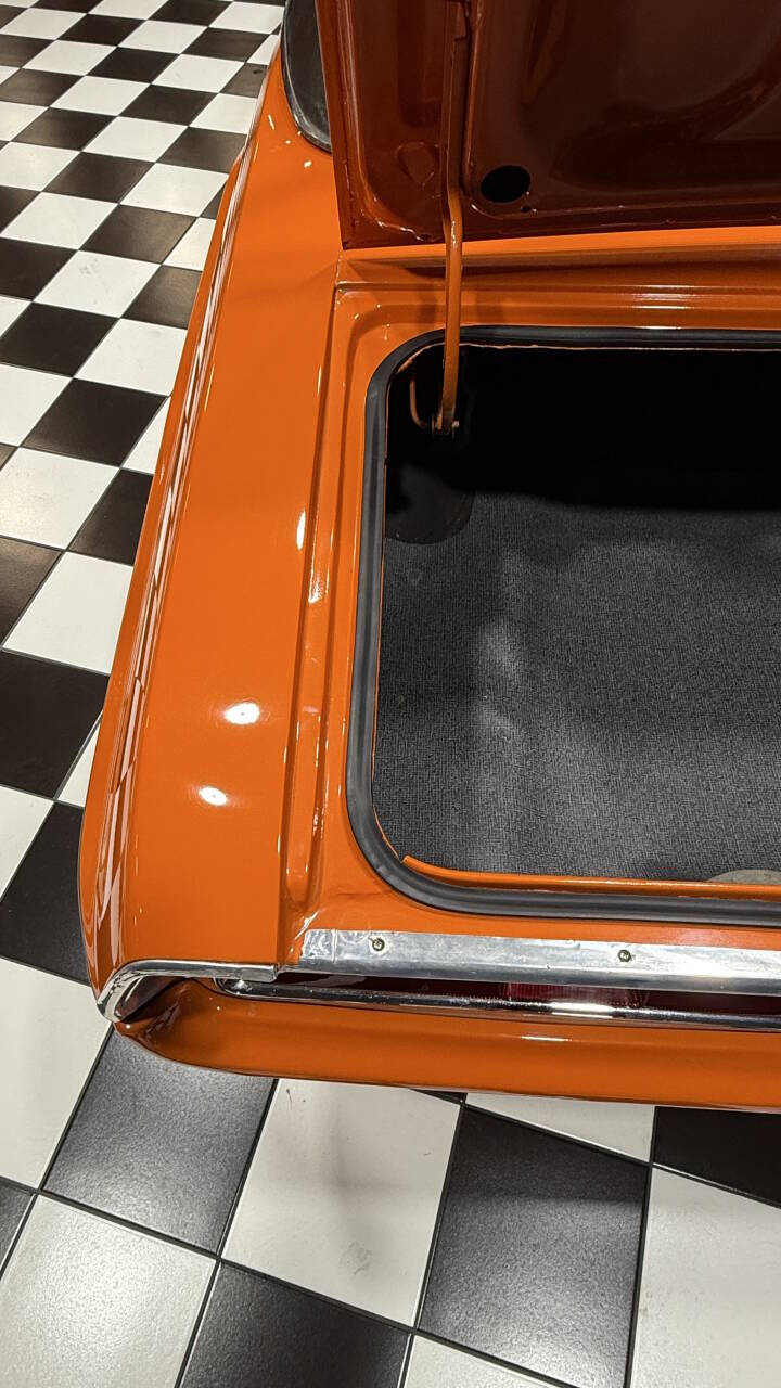 1970 Dodge Challenger 25