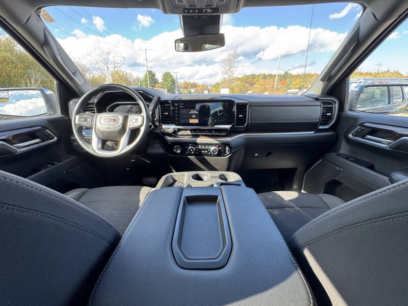 2023 GMC Sierra 1500 SLE