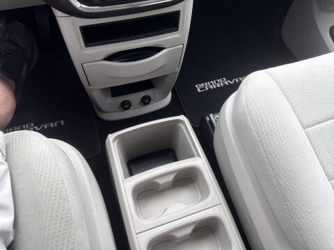 2013 Dodge Grand Caravan American Value Package