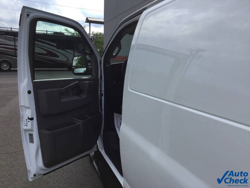 2021 Chevrolet Express 2500