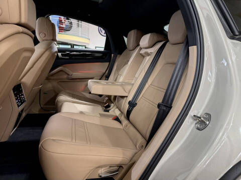 2021 Porsche Cayenne Coupe