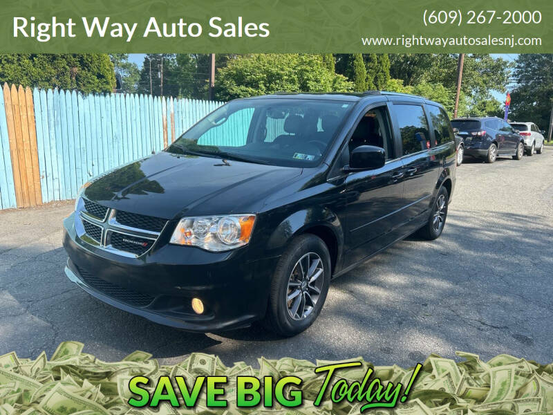 2017 Dodge Grand Caravan SXT's photo