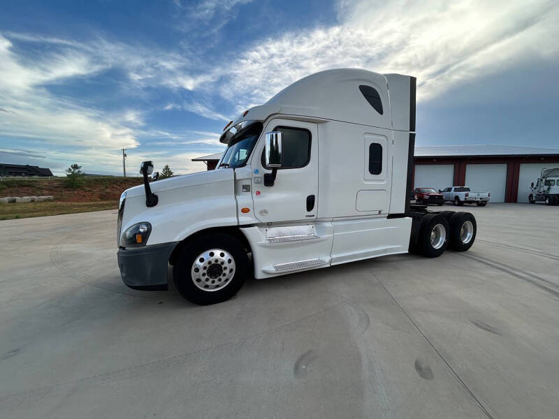 2016 Freightliner Cascadia
