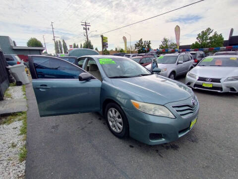 2010 Toyota Camry LE