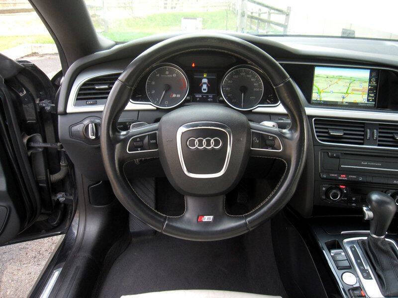 2011 Audi S5 4.2 quattro Prestige