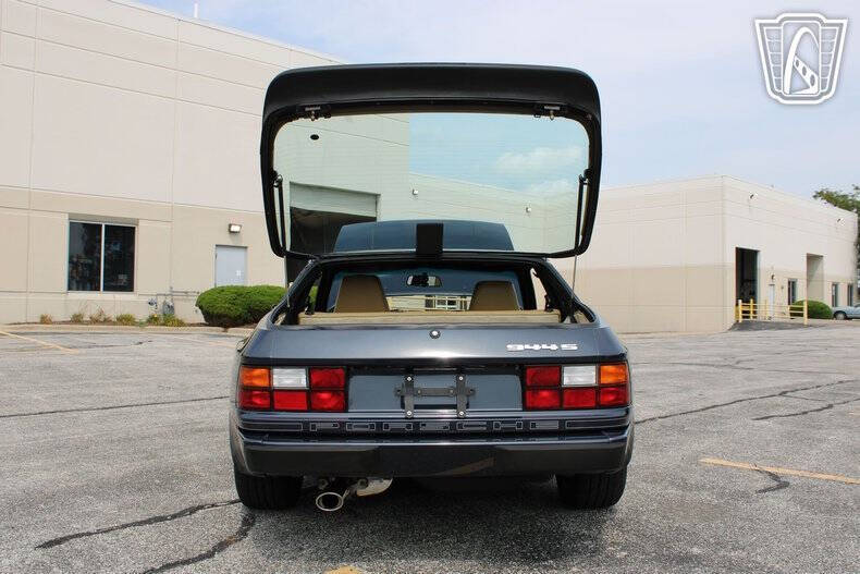 1987 Porsche 944 S