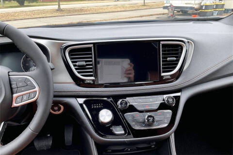 2026 Chrysler Pacifica Pinnacle