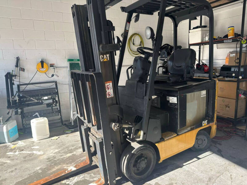 2005 Caterpillar EC5K