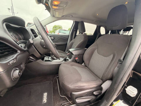 2019 Jeep Cherokee Latitude