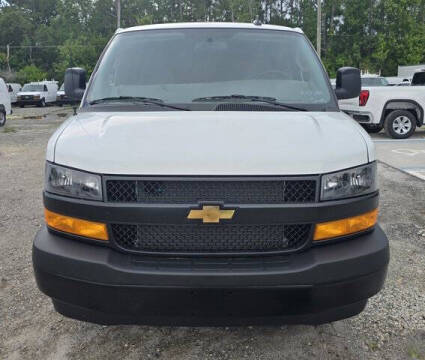 2025 Chevrolet Express 2500