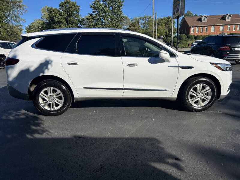 2020 Buick Enclave Essence