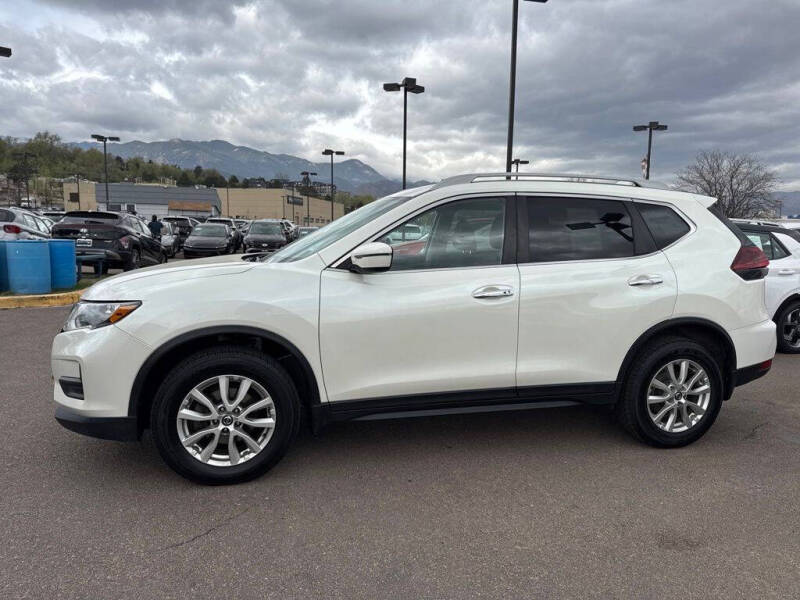 2020 Nissan Rogue SV