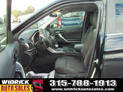 2020 Mitsubishi Eclipse Cross SE