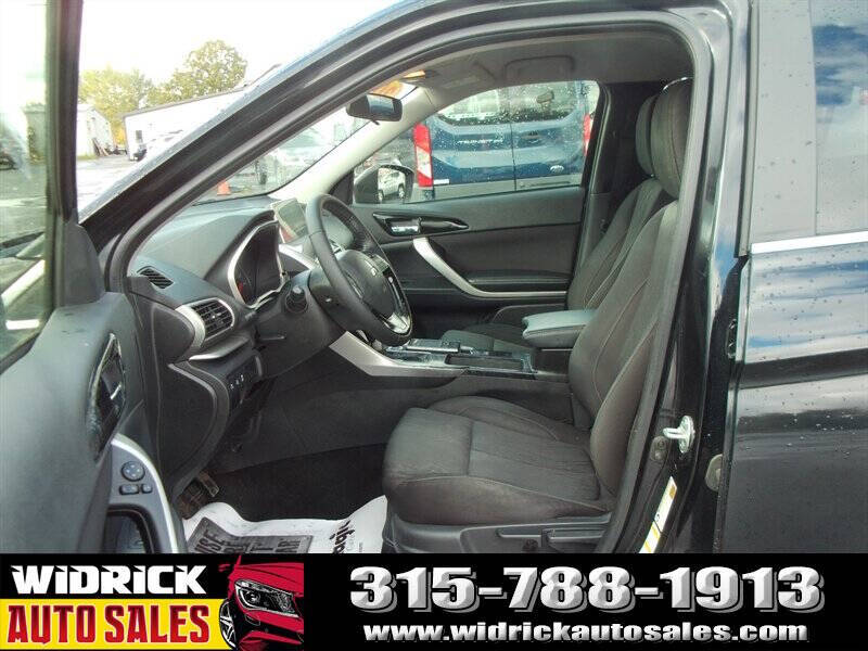 2020 Mitsubishi Eclipse Cross SE