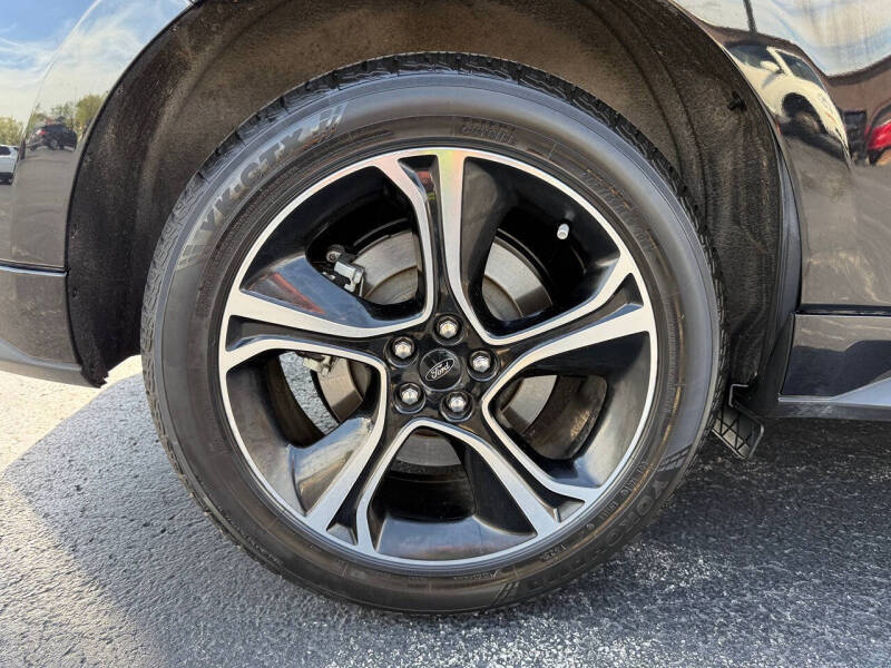 2021 Ford Edge ST