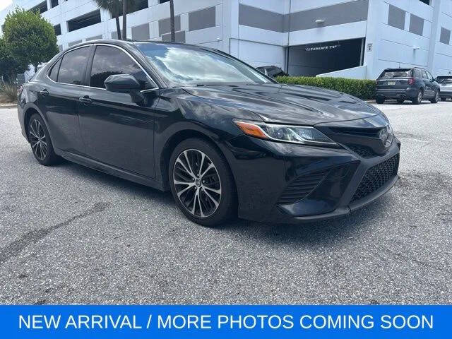 2018 Toyota Camry SE