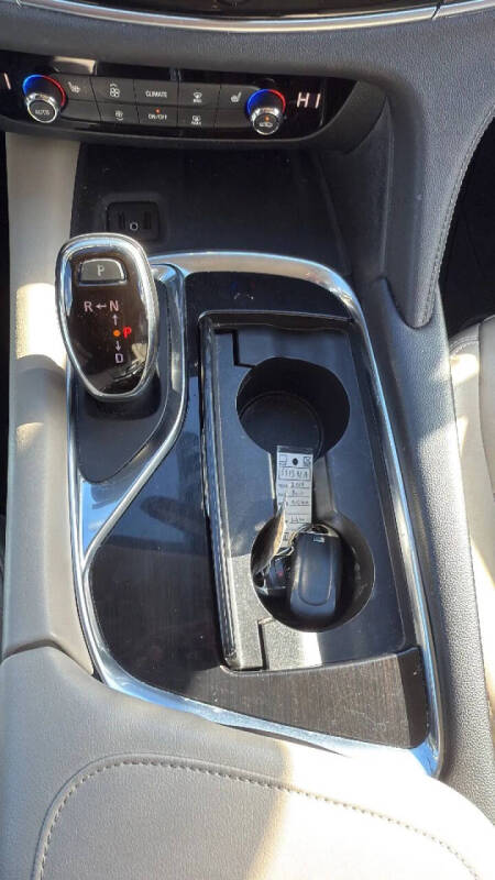 2019 Buick Enclave Essence