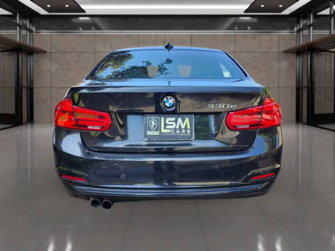 2017 BMW 3 Series 330e iPerformance