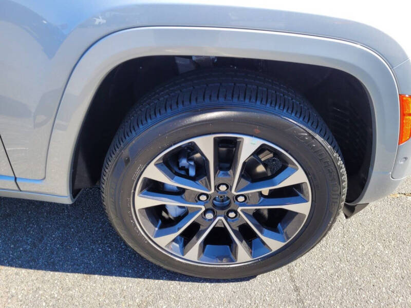 2025 Jeep Grand Cherokee Overland