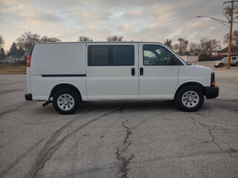 2012 Chevrolet Express for sale at Magana Auto Sales Inc in Aurora IL