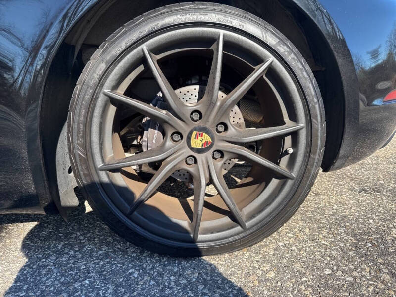 2019 Porsche 718 Cayman