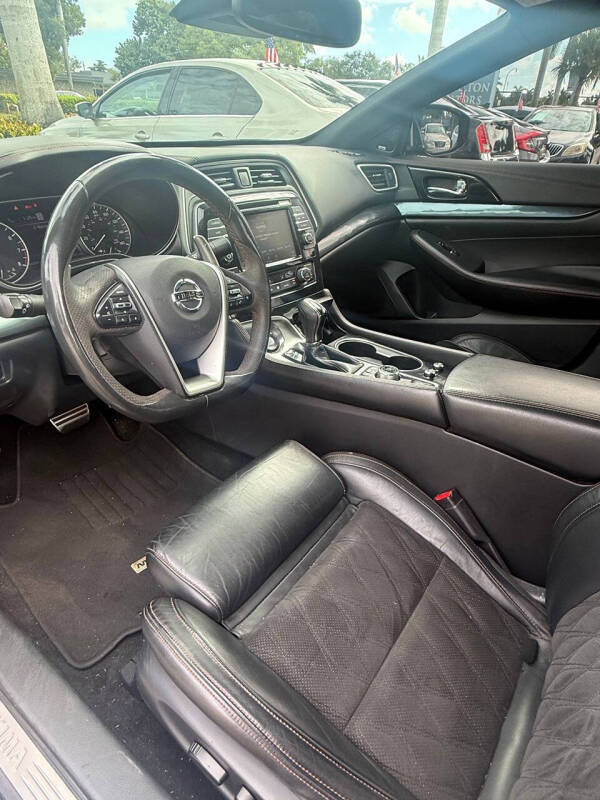 2021 Nissan Maxima 3.5 SR