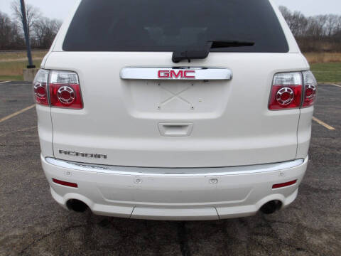 2011 GMC Acadia Denali