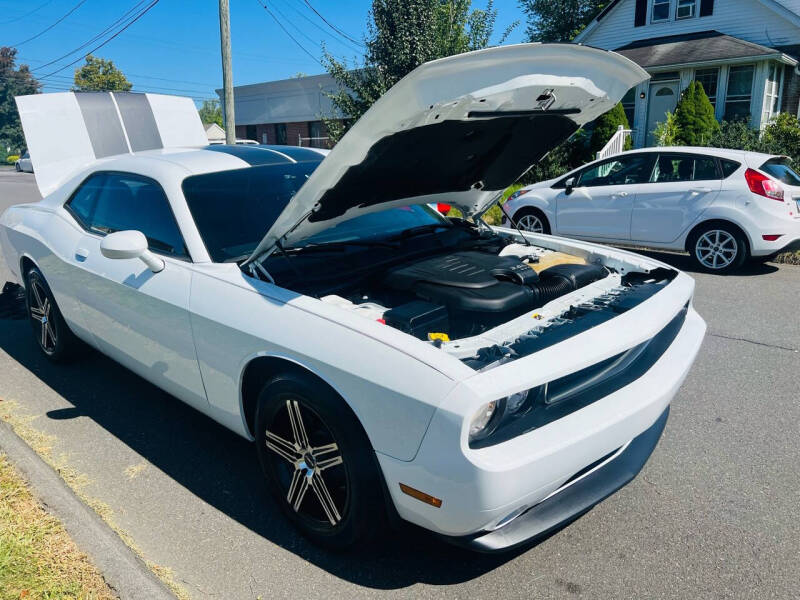 2013 Dodge Challenger SXT