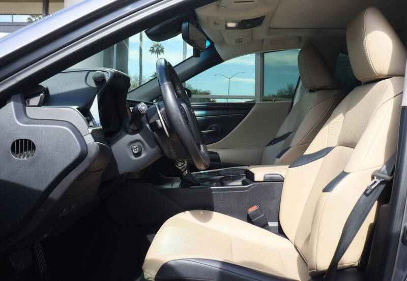 2020 Lexus ES 350