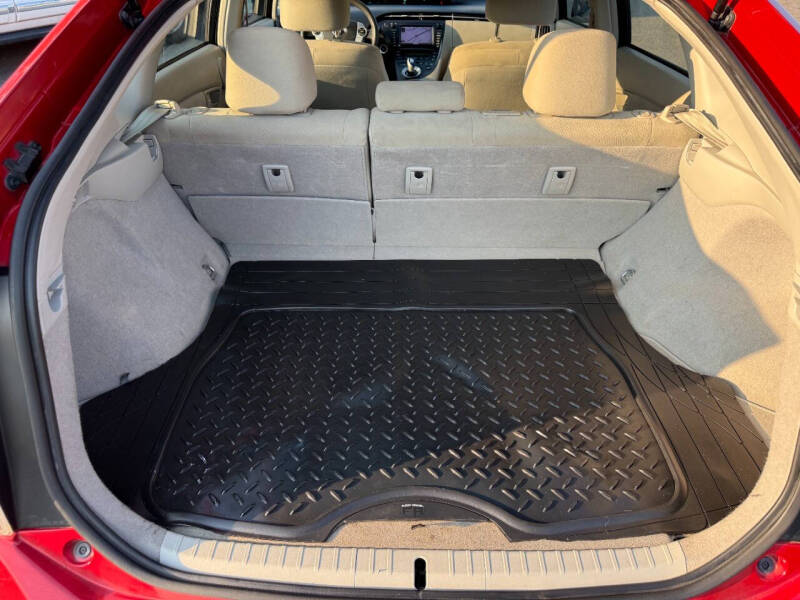 2010 Toyota Prius III