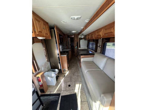 2009 Freightliner MC Chassis