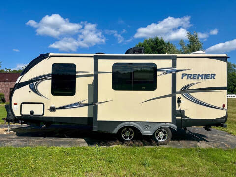 2017 Keystone RV Premier