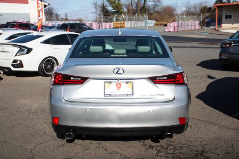 2015 Lexus IS 250