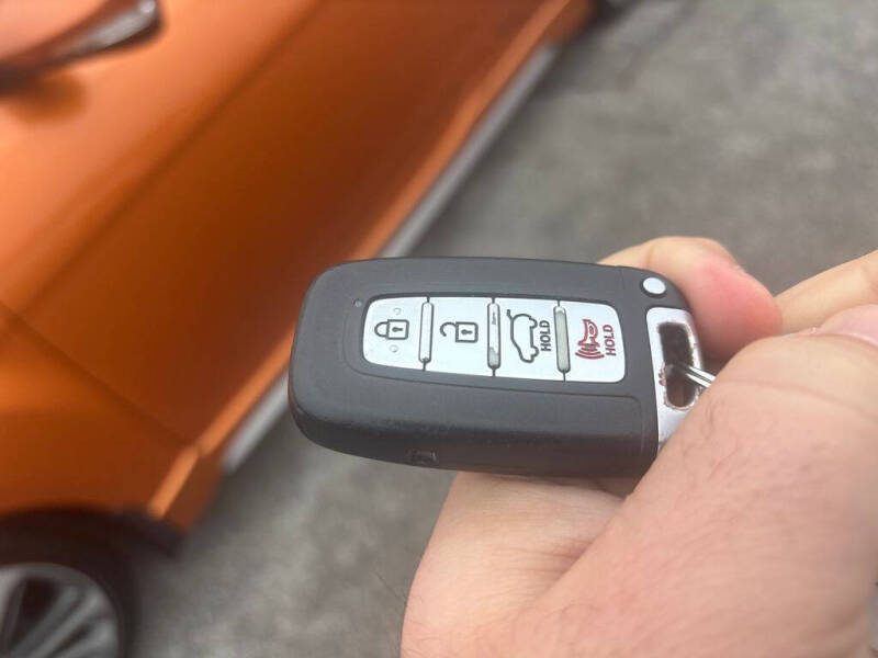 2016 Hyundai Veloster