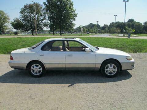 1996 Lexus ES 300 for sale at TRI CITY MOTORS in Granite City IL
